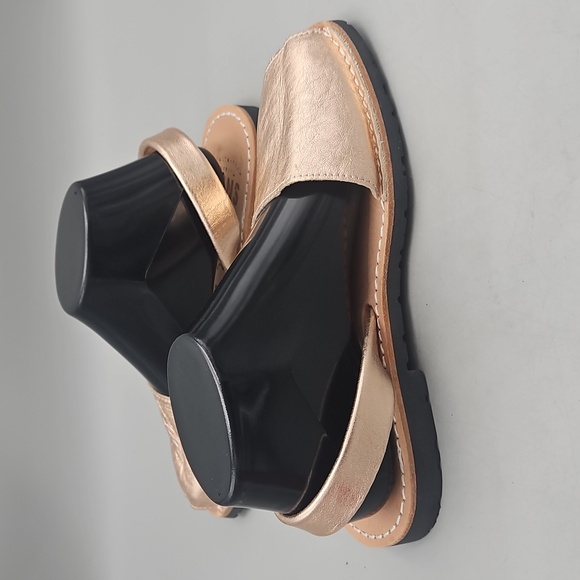 PONS Avarcas Spanish Sandal Rose Gold Metallic Women 8 - Picture 2 of 11